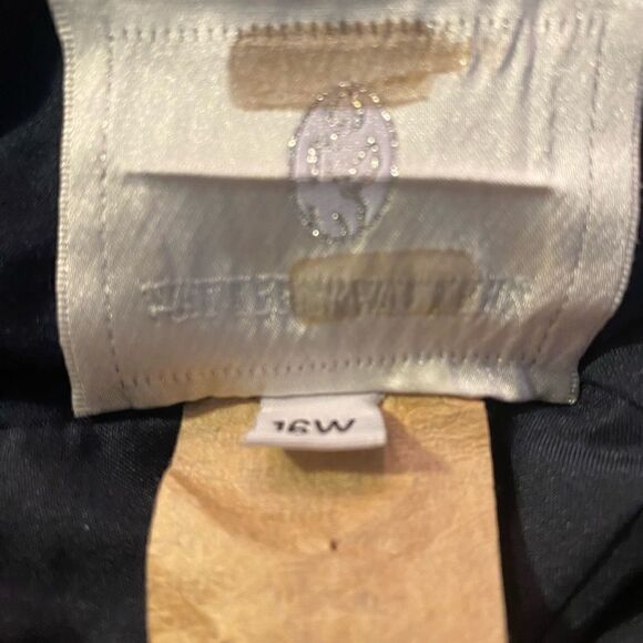 Watters & Watters Halter Top Fleurette Gown Navy Size 16W - Picture 12 of 12